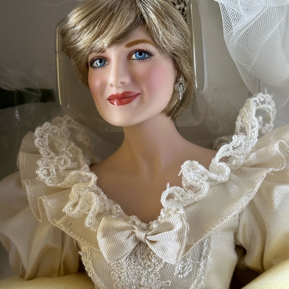 Meet your Posher, Sarah - Picture 11 of 16